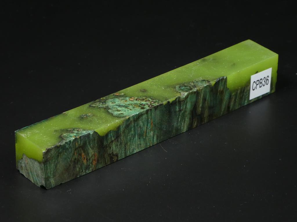 Green / Green-Yellow Hybrid Pen Blank