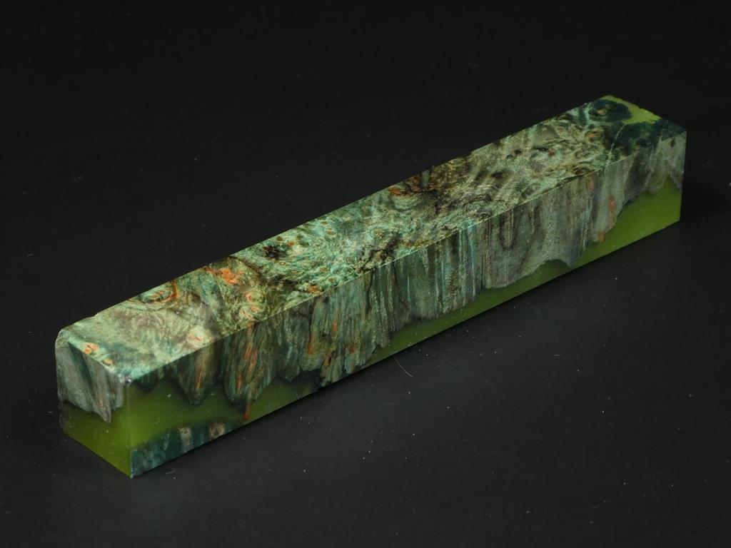Green / Green-Yellow Hybrid Pen Blank