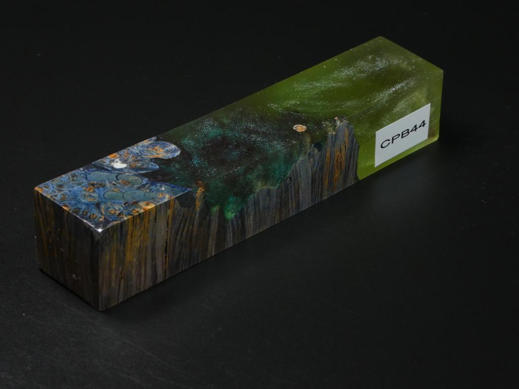 Gray / Green Hybrid Pen Blank
