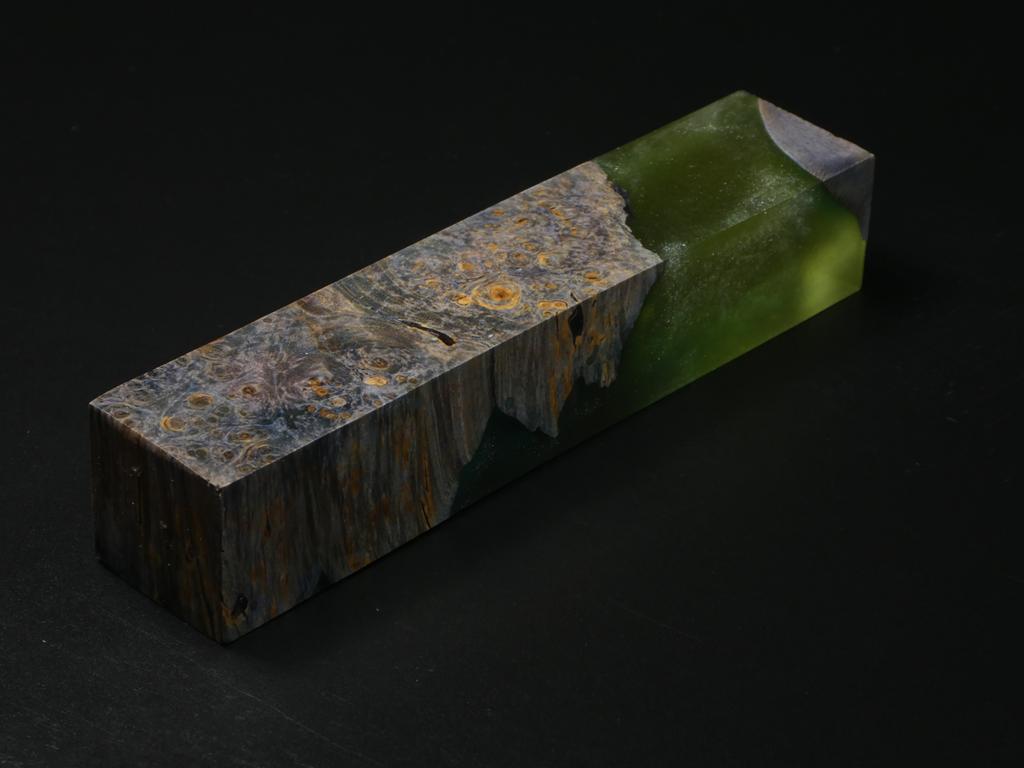 Gray / Green Hybrid Pen Blank