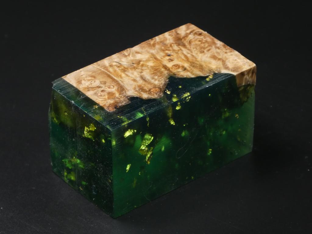 Natural / Green with Flakes Hybrid Bottle Stopper Blank