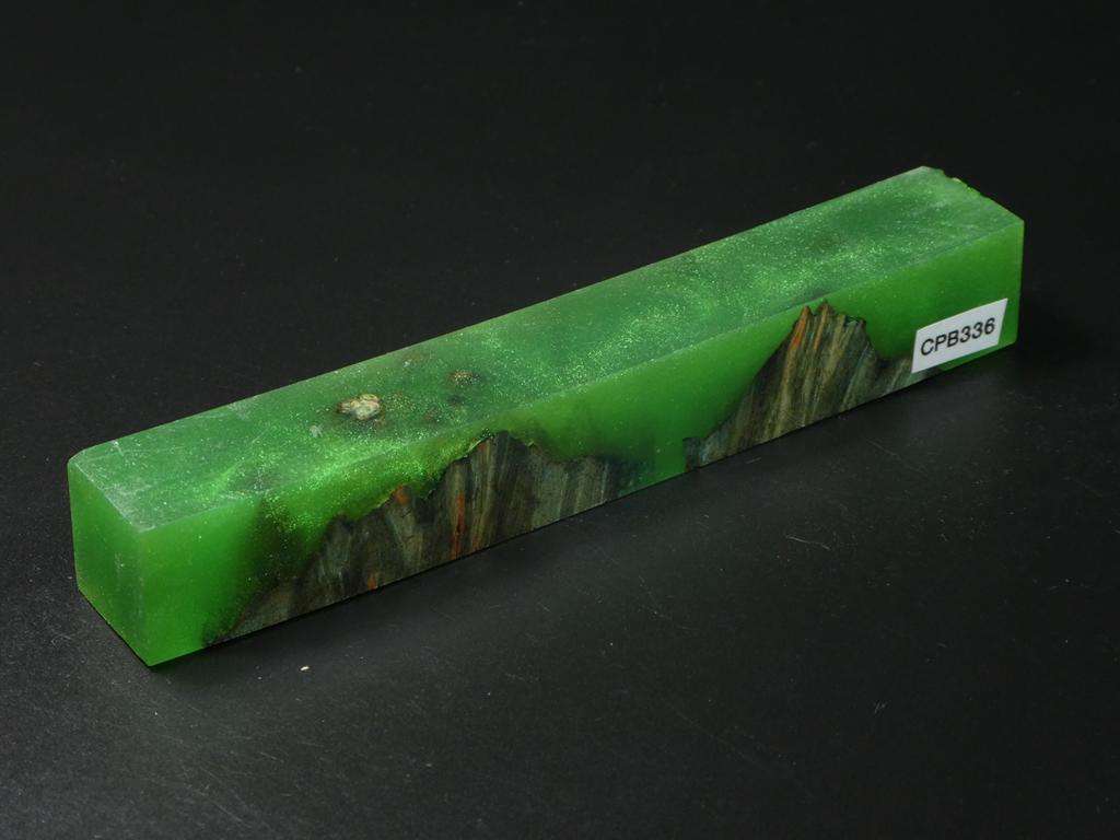 Green / Green Hybrid Pen Blank