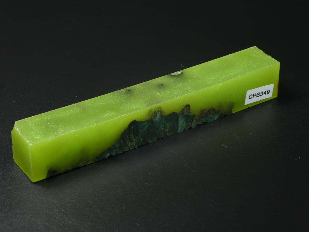 Green / Green Hybrid Pen Blank
