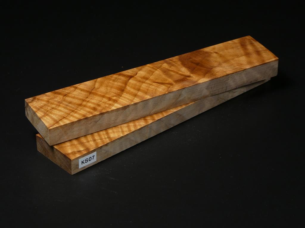 Natural Stabilized Knife Maple Knife Scales